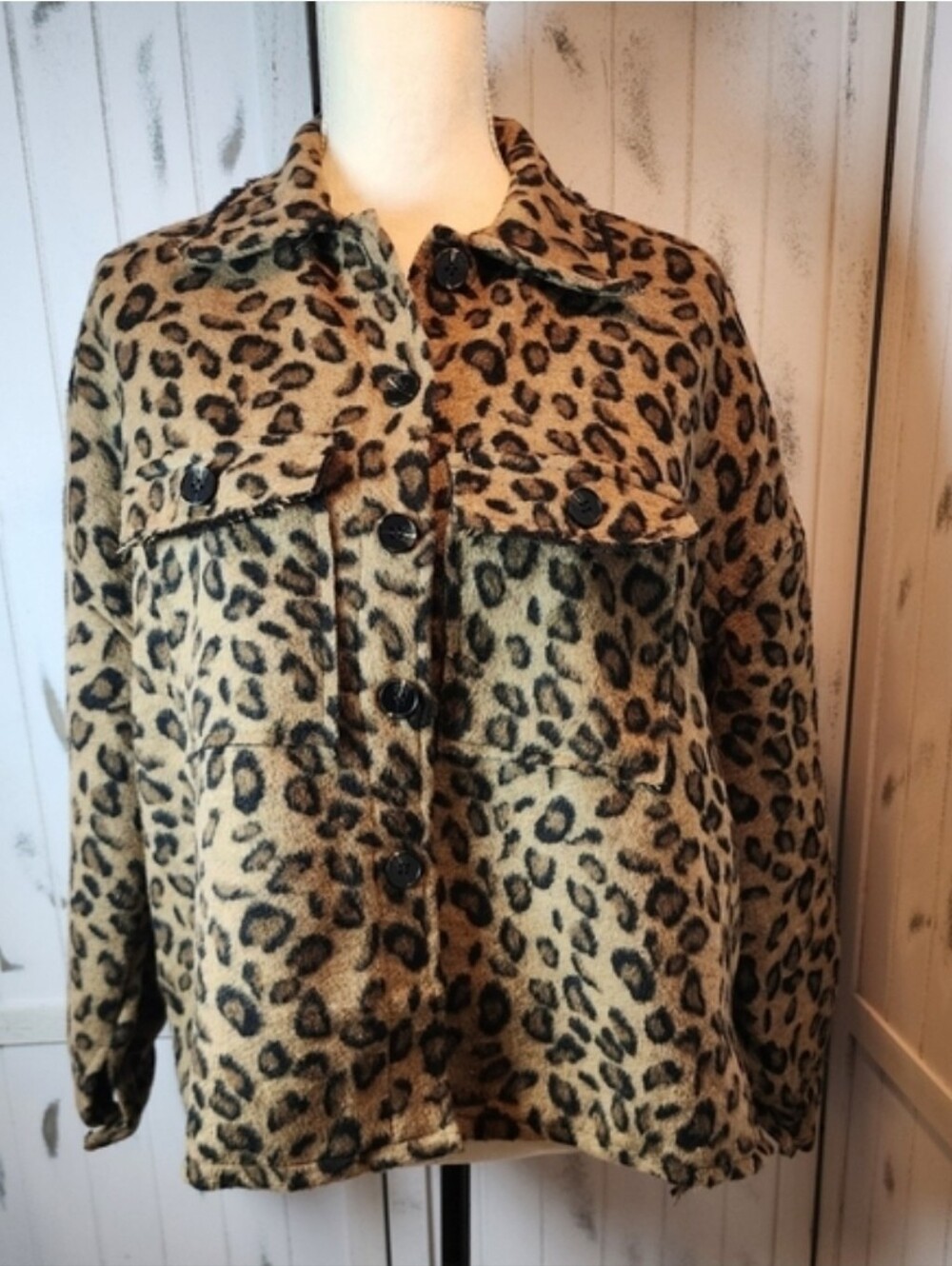 Leopard Print Button-Up Jacket - Picture 2 of 7